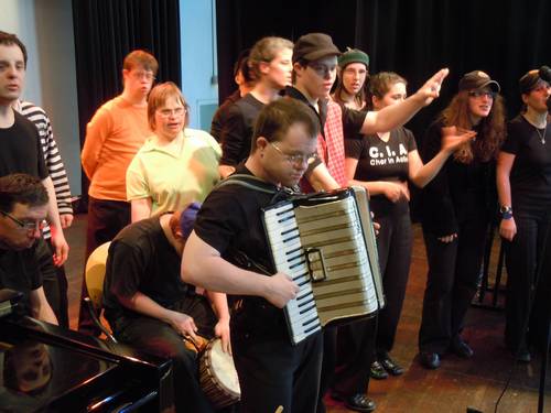 Eine inklusive Gruppe von Musikern der Jugendmusikschule.