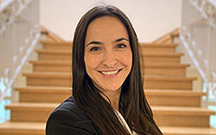 Portraitbild von Jennifer Torres-Mader