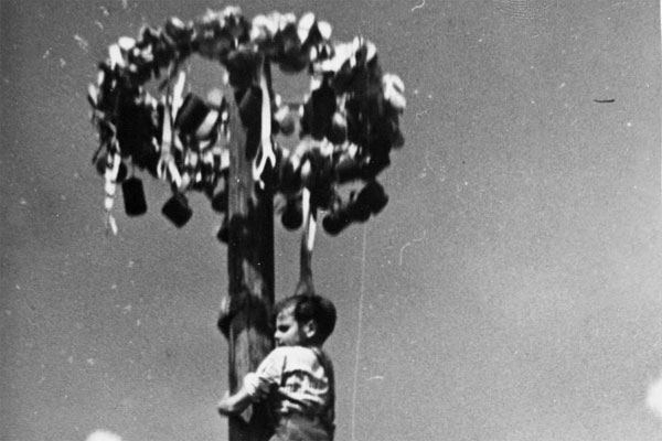 Historische Aufnahme des Maientags