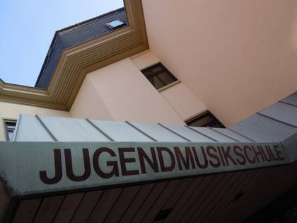 Außenaufnahme der Jugendmusikschule Göppingen.